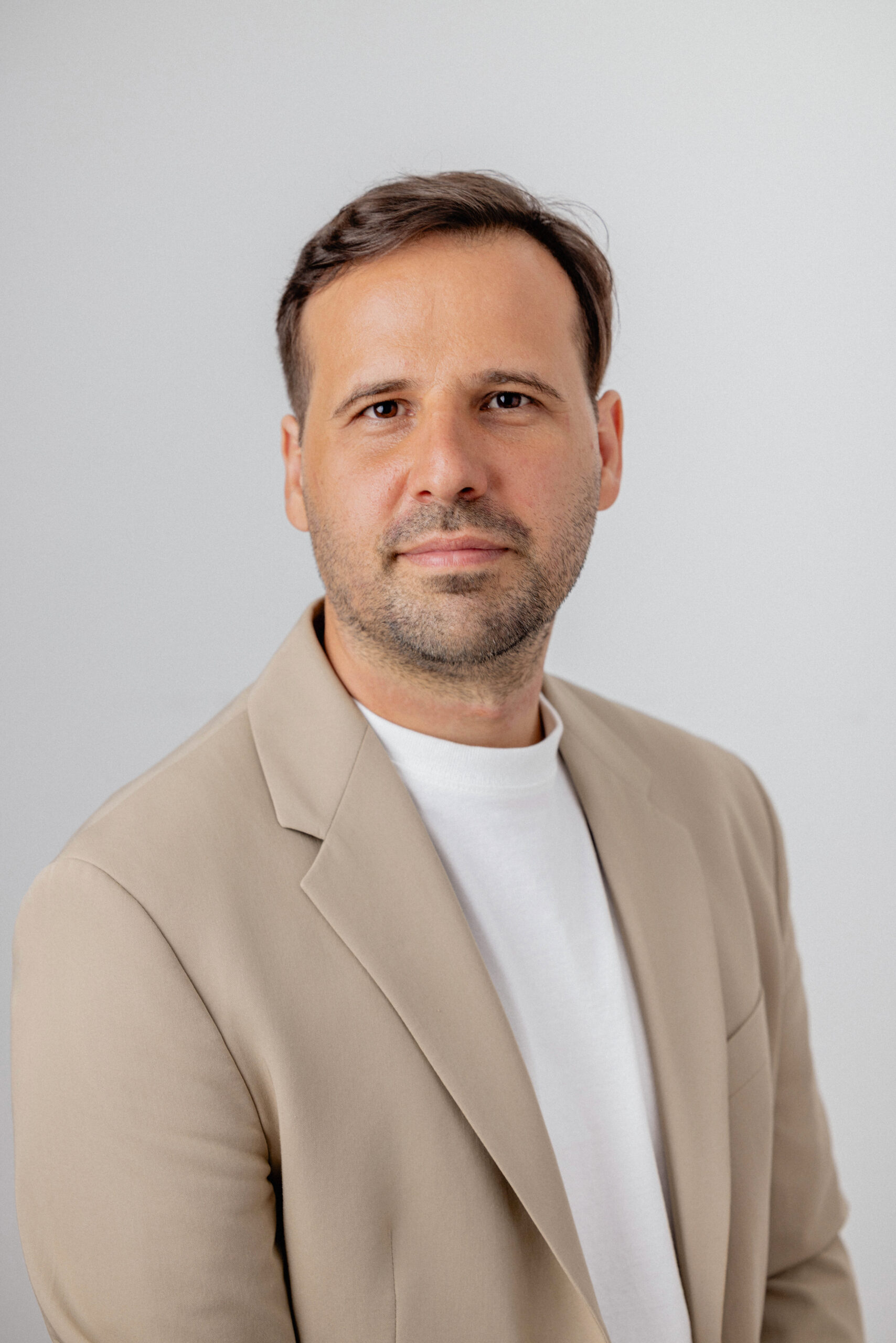 Diego Durán - Couples Therapist Online